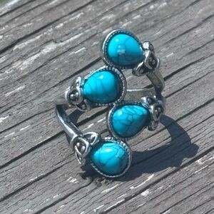 Beautiful Wrap Around Faux Turquoise Ring!